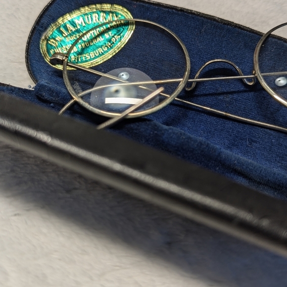Antique Early 1900's Reader /Bifocal Eyeglasses Gold filled 1/10th 12K w/Case - Picture 8 of 13